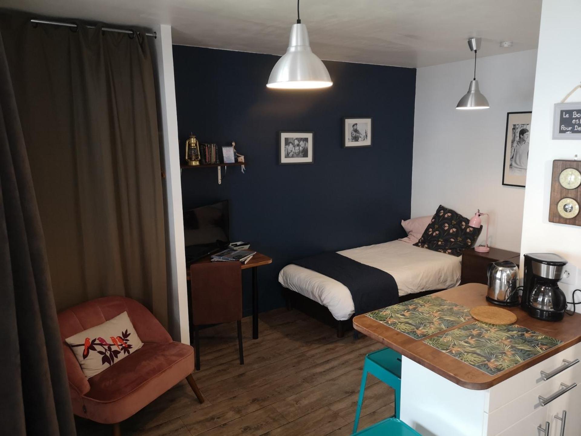 La Compagnie Des 5 Mondes Apartment Saint-Nazaire  Room photo